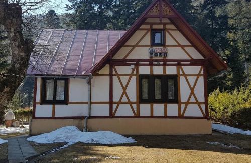 Tatranska Kotlina Cabin | Vila Zdenka: Oceanfront Escape with Spa and Pool Access
