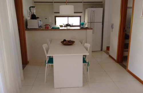Itacimirim House | Spacious Village Duplex with Pool and Ocean Views