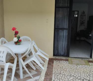Arembepe Apartment | Family-Friendly Stay at Vilage Mar Sol with Pool Access