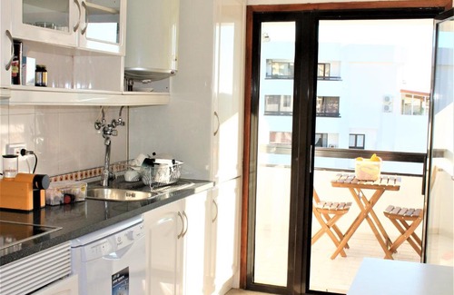 Vilamoura Apartment | Elegant Vilamoura Retreat with Pool, Wi-Fi & Ocean Views