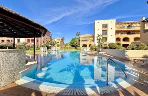 Vilamoura Apartment | Vilamoura Victoria Boulevard With Pool by Homing