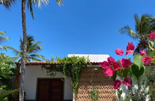 Atins Villa | Vilareia: Guest Rated 10/10 with Pet and Child-Friendly Options