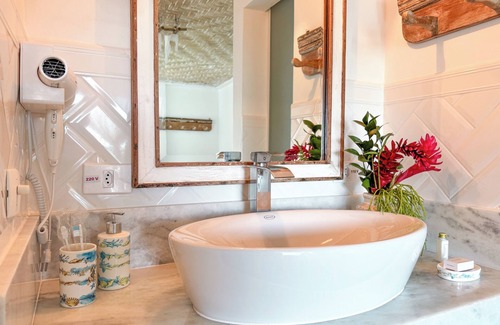Sao Pedro Hotel | Top-Rated VILATORO GUEST HOUSE with Ocean View & Spa