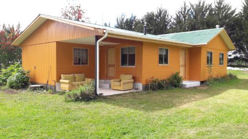 Vilcun House | Explore Vilcún: Cozy Cabin Near Volcán Llaima with Pool