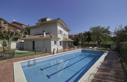 Sant Andreu de Llavaneres Villa | Experience Villa Julia in Sant Andreu de Llavaneres