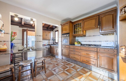 Sant Josep de sa Talaia Villa | Villa Can Giovanni: Family-Friendly Retreat in Sant Jordi
