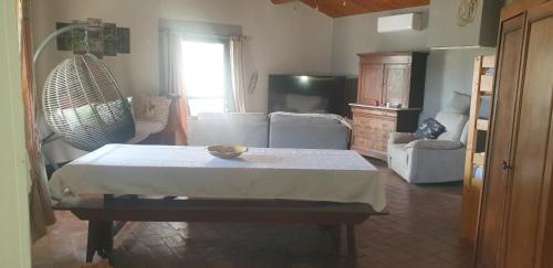 Charleval Villa | Elegant Villa with Pool & Ocean View for 14 Guests