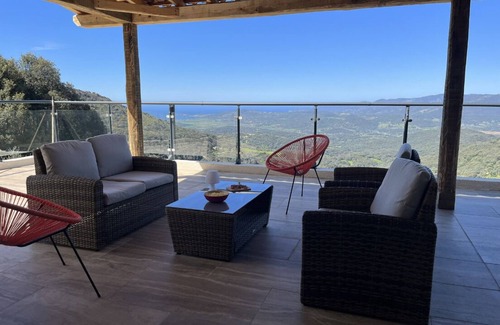 Sollacaro Villa | Cozy Villa Sollacaro with Ocean View & Family-Friendly Charm
