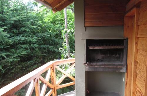 La Villa Cabin | Discover Villa Ålborg: Family-Friendly with Kitchen Amenities