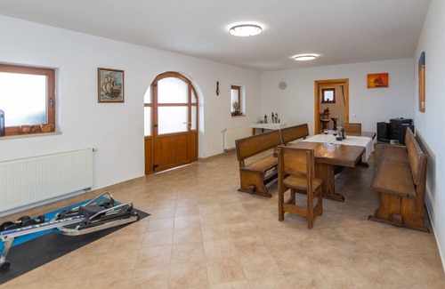 Svib Villa | Villa Čelinka in Cista Provo