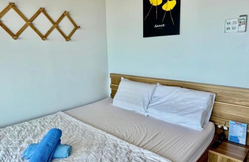 Phu Quy Apartment | Villa Đại Dương 2: Oceanfront Retreat with Private Beach