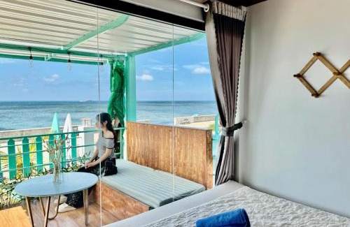 Phu Quy Apartment | Villa Đại Dương 2: Oceanfront Retreat with Private Beach