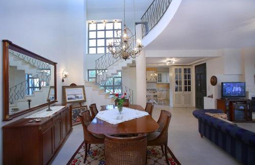 Ano Kalesia Apartment | Nature Retreat at Villa Αρμονία - 4-Star & Pet Friendly