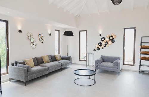 Willemstad Villa | Tranquil Villa 1 LUX with Pool in Jan Sofat, Curacao