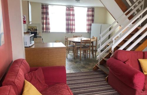 Dawlish Warren House | Pet-Friendly Villa 118 with Pool in Dawlish Warren