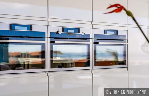 Jan Thiel Villa | Indulge in a Villa with Infinity Pool & Ocean Views