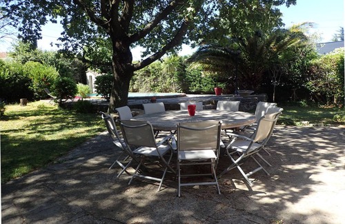 Bollene Villa | Villa 12p: Private Pool Retreat with Scenic Views