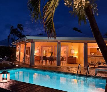 Saint-Francois Villa | Relax at Villa 14: Oceanfront with Private Pool Access