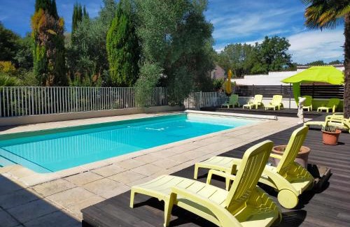 Courcoury House | Spacious Villa with Pool & Ocean Views for 10 Guests