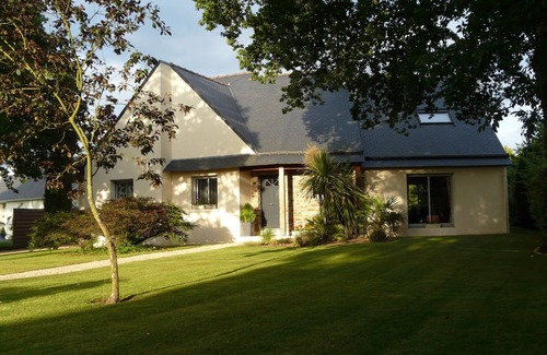 Saint-Andre-des-Eaux House | Elegant Villa with Heated Pool & Ocean View, 9.8 Rated