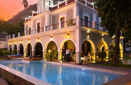 Lourdes Hotel | Discover Villa 1927 Arthotel Boutique with Oceanfront Views