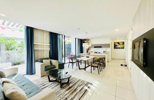 Long Hai Villa | Oceanfront Villa at Oceanami Long Hải - Rated 9/10