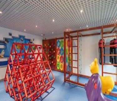 Bai Chay Villa | Elegant Villa 20: Oceanfront Retreat in Bãi Cháy Center