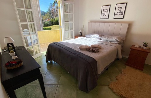 Vila Iara Hotel | Cozy Villa 209: Family-Friendly Retreat in Campos do Jordão