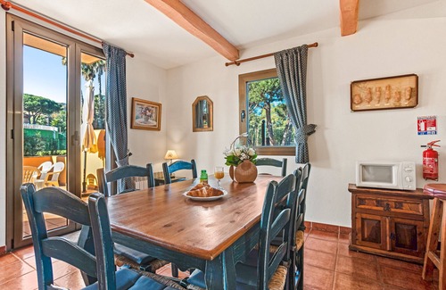 Cote d'Azur- French Riviera Villa | Villa '28 Maria Levy's' with Private Terrace, Wi-Fi and Air Conditioning