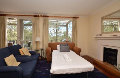 Pokolbin Villa | Elegant 2BR Villa Barbera at Cypress Lakes Resort