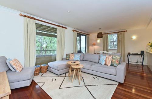Pokolbin Villa | Discover Villa 2br Bardolino in Cypress Lakes Resort