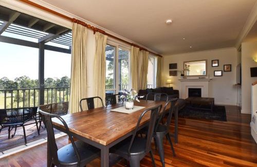 Pokolbin Villa | Relaxing Villa 2br Ferre at Cypress Lakes Resort