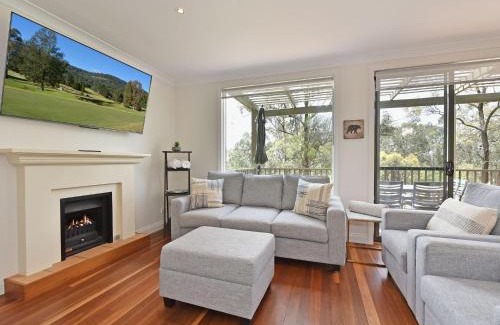 Pokolbin Villa | Discover Villa 2br Heafy Lodge at Cypress Lakes Resort