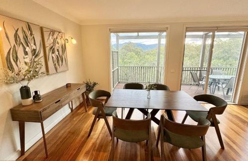 Pokolbin Villa | Relaxing Mountain View Retreat at Cypress Lakes Resort