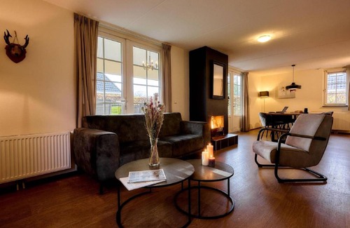 Voorthuizen Villa | Spacious Villa with Kitchen for 8 Guests – Perfect Getaway