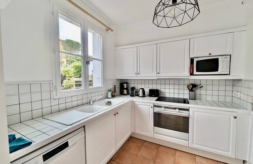 Les Restanques Villa | Family-Friendly Villa with Ocean View in Golfe de Saint Tropez