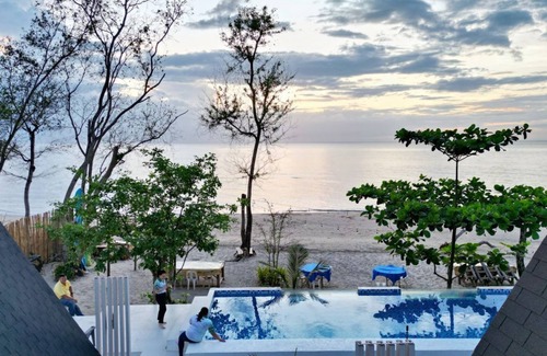 Sipalay Villa | Villa 3- with AC; with Private Pool