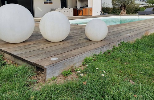 Oeyreluy Villa | Villa 30 minutes from HOSSEGOR heated swimming pool on 2200m2 of garden