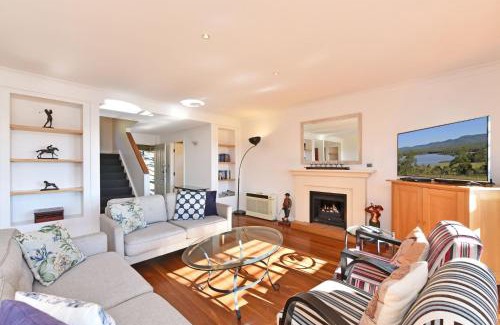 Pokolbin Villa | Relaxing Villa 3br Fiano at Cypress Lakes Resort