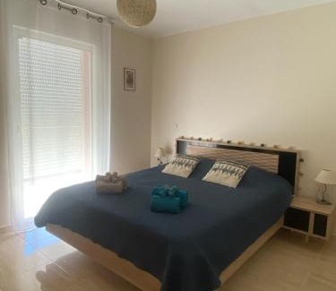 Taradeau Villa | Villa 3ch: Poolside Retreat with Scenic Views & Pet Friendly