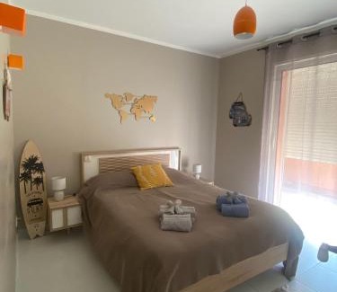 Taradeau Villa | Villa 3ch: Poolside Retreat with Scenic Views & Pet Friendly