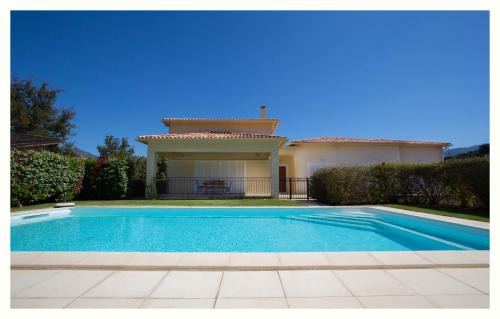 Cauro House | Charming Villa Sole di Corsica: 4-Star Family Retreat