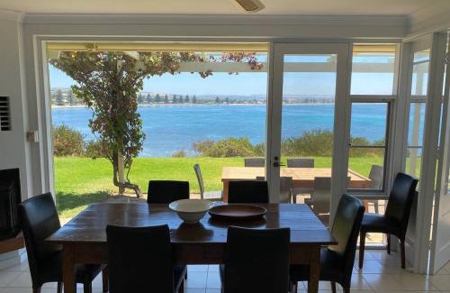 Encounter Bay House | Oceanfront Villa 5-124: Ideal for Families, WiFi & Views