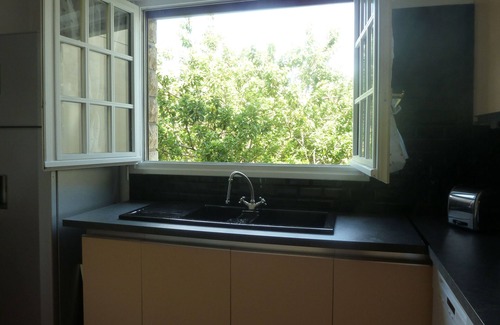 Le Kremlin-Bicetre House | Discover JO 2024 - Paris Villa with Gardens & Pool