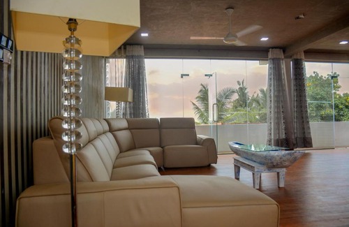 Ambalangoda Hotel | Discover Villa 55 Ambalangoda: Beachfront Retreat Awaits