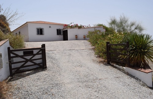 Canillas de Aceituno Villa | Discover Villa with Pool Near S. Tejada N.P., Rated 9.8