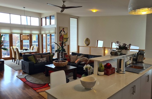 Normanville Villa | Elegant Villa 60 at South Shores Resort: Pool & Spa Retreat