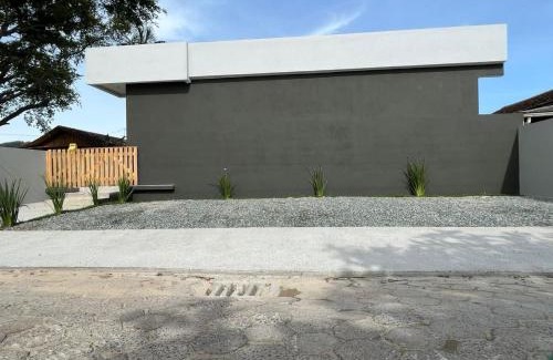 Penha House | Villa 61: Family-Friendly Stay at Praia de Armação