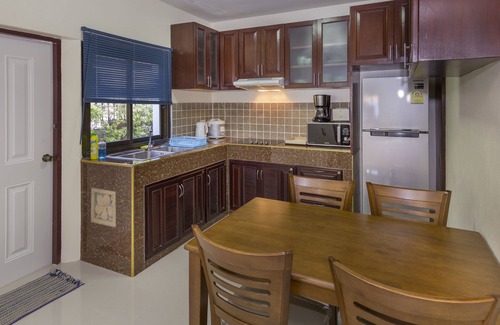 South Pattaya Villa | Exceptional Villa with 7 Bedrooms near Beach & Walking Street