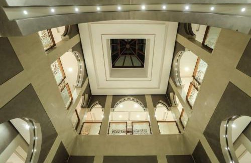 Annakhil Villa | Elegant Villa with 7 Bedrooms, Pool & Pet-Friendly Amenities